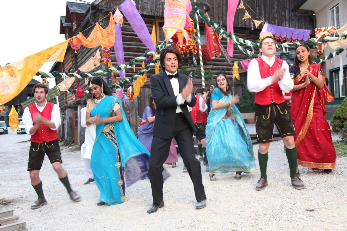 Bild zu Bollywood lässt Alpen glühen